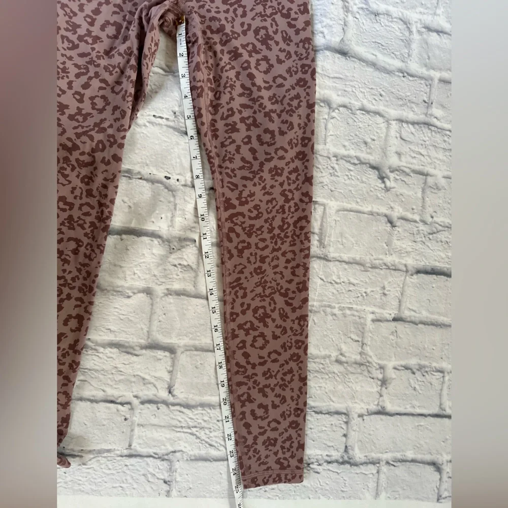 Athleta Elation Ultra High Rise Leggings Size XS Leopard Print - Picture 8 of 9